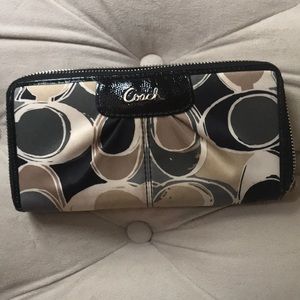Coach wallet